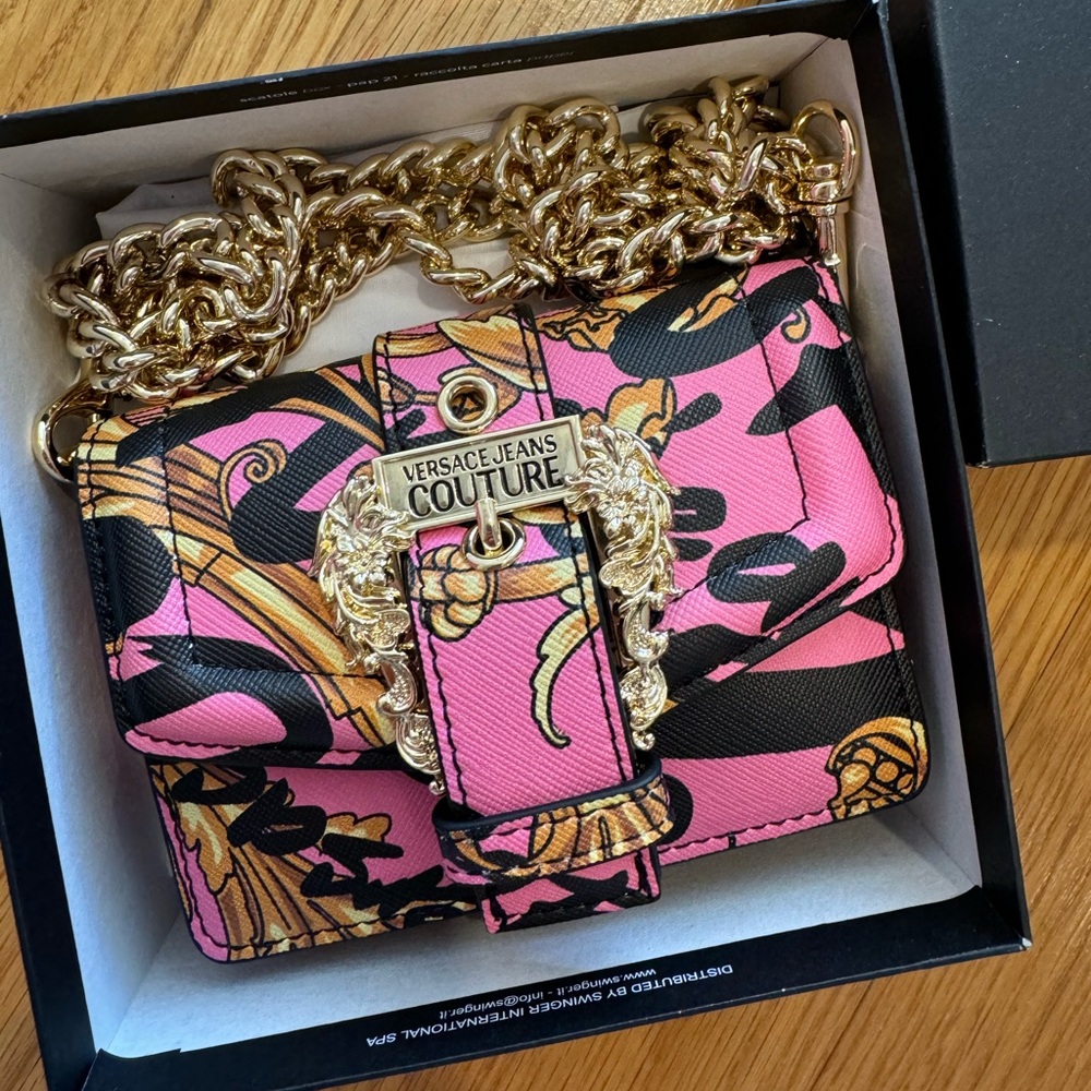NEW Versace Jeans Couture Pink Baroque Print Crossbody bag with chain